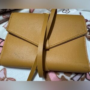 Elegant Tan Women's Bag